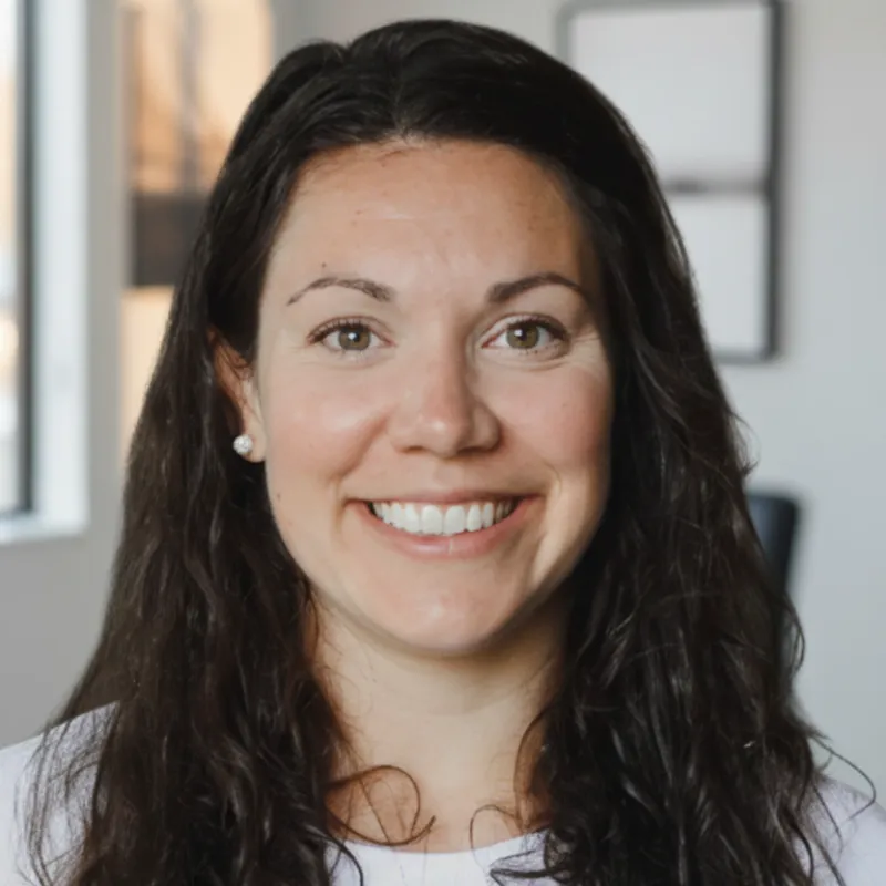 Arden Sabourin - Registered Psychotherapist (Qualifying)